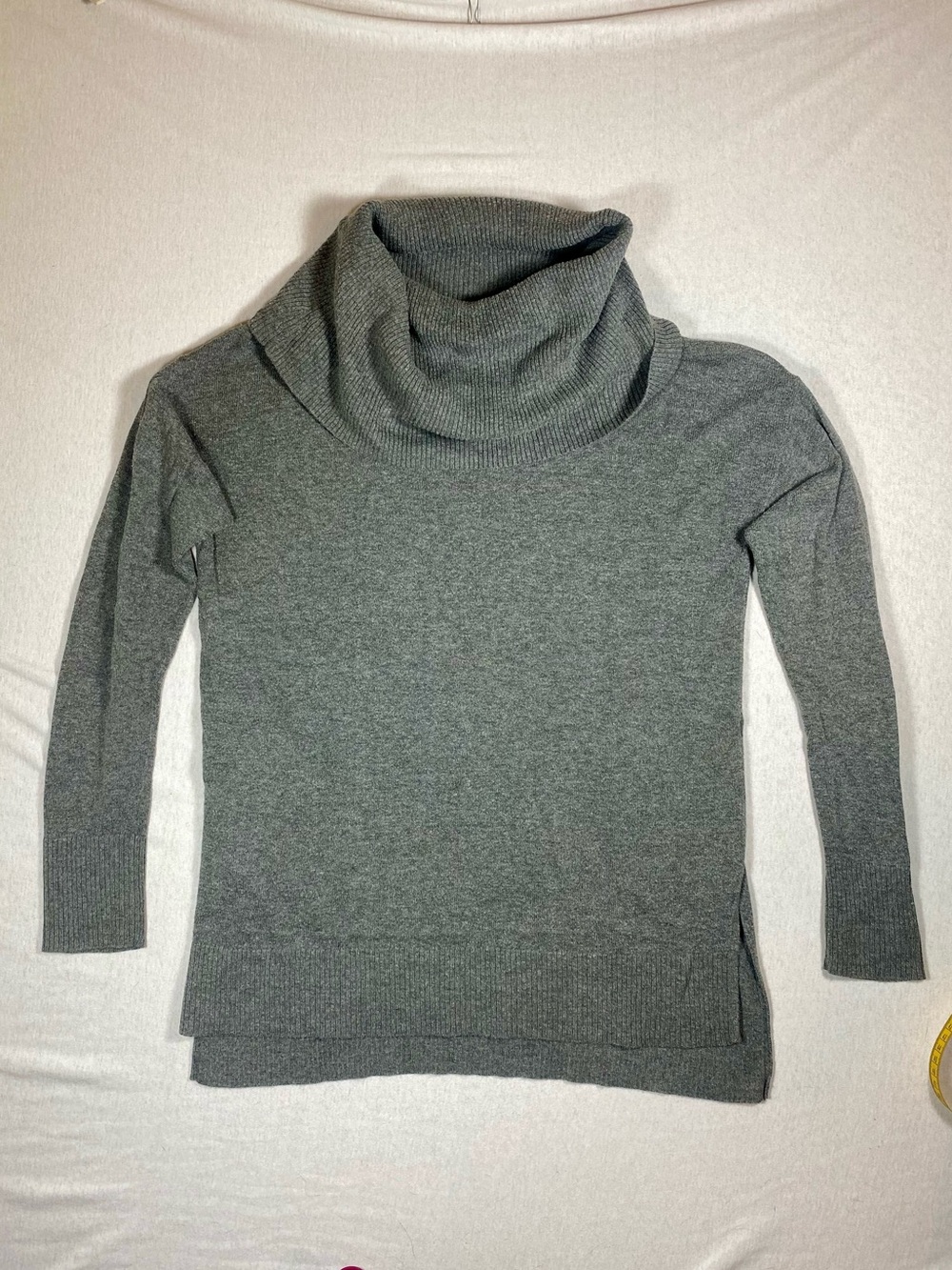 GAP Women's Gray Charcoal Cowl Neck Sweater Lightweight Size M